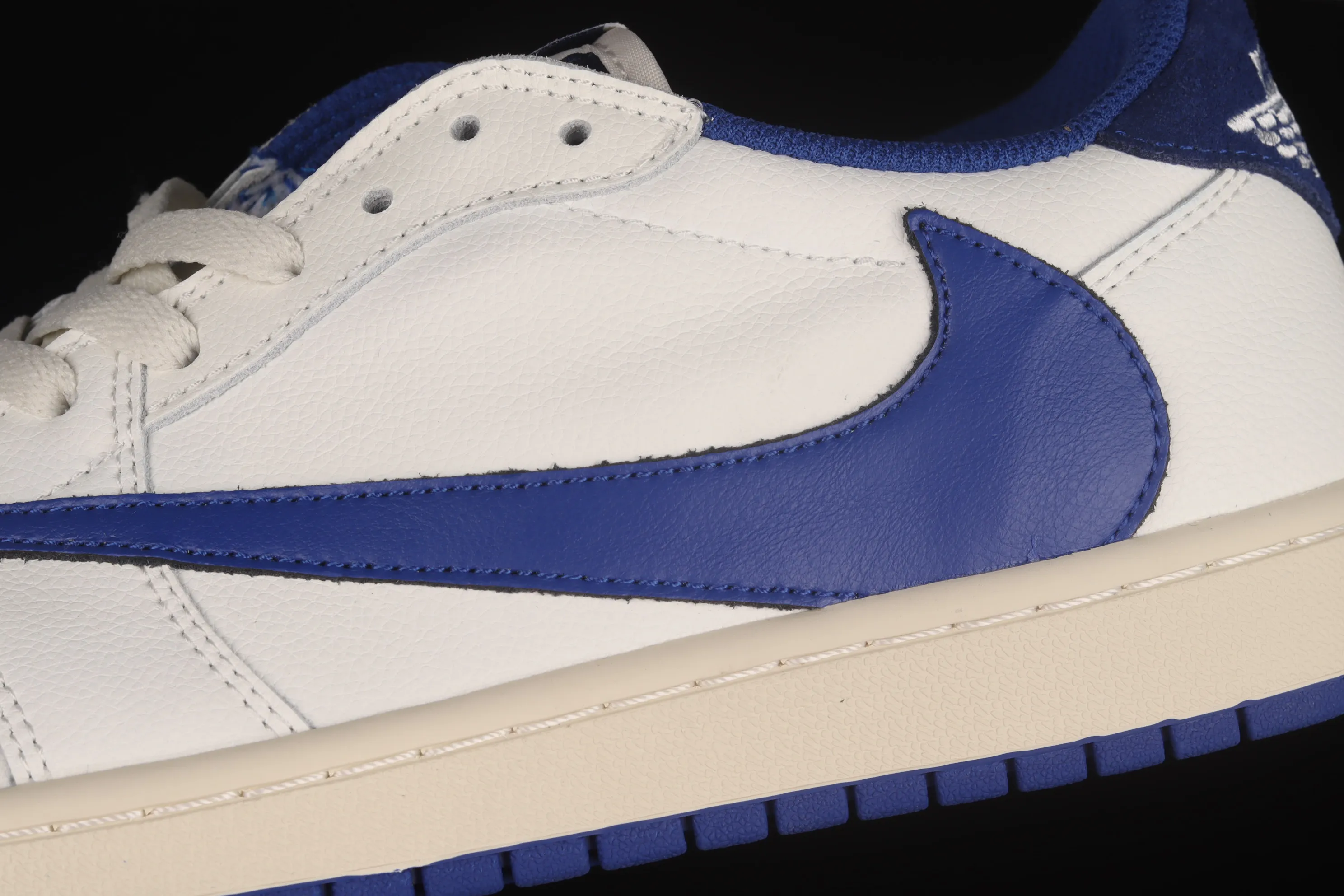 All categories Air Jordan Jordan series basketball shoes Air Jordan 1 Low Travis Scott x Air Jordan 1 Low AJ1 Joe 1 white and blue inverted low-top cultural sneakers DM7866-166